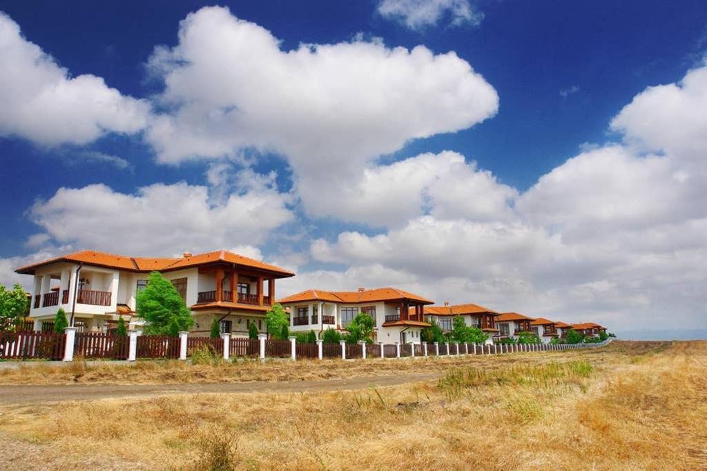Generaator House Villa Aheloy Ngoại thất bức ảnh